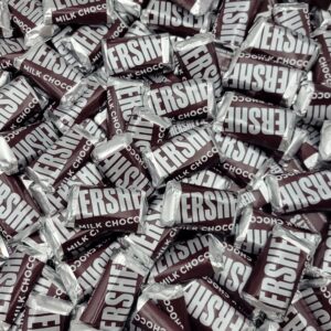 Hershey's Milk Chocolate Miniatures Candy 3-Pound Bulk Pack - Individually Wrapped - Sweetsome
